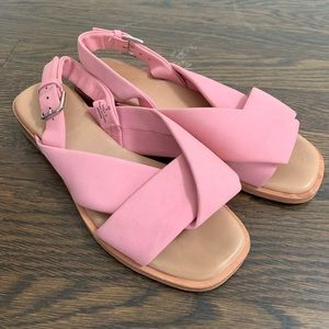 Knotted leather sandals - pink